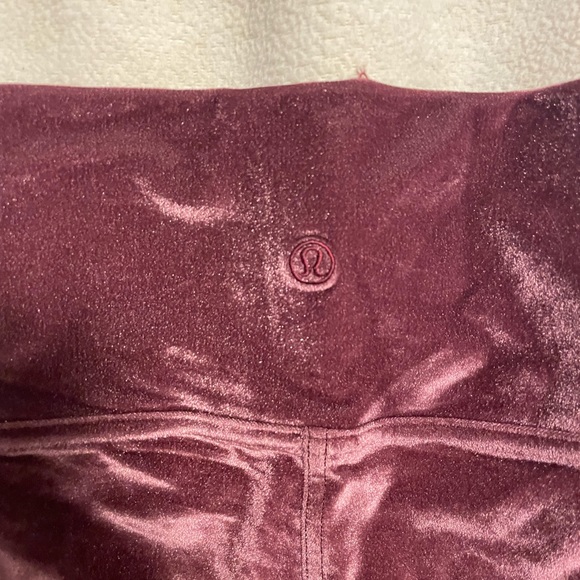 Velvet lululemon leggings - Picture 3 of 5